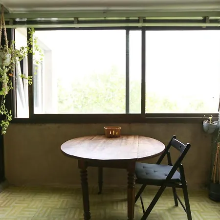 Beautiful Bright Apt With Balcony In The 20Th * Paryż