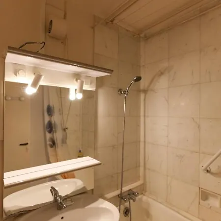 Apartament Beautiful Bright Apt With Balcony In The 20Th